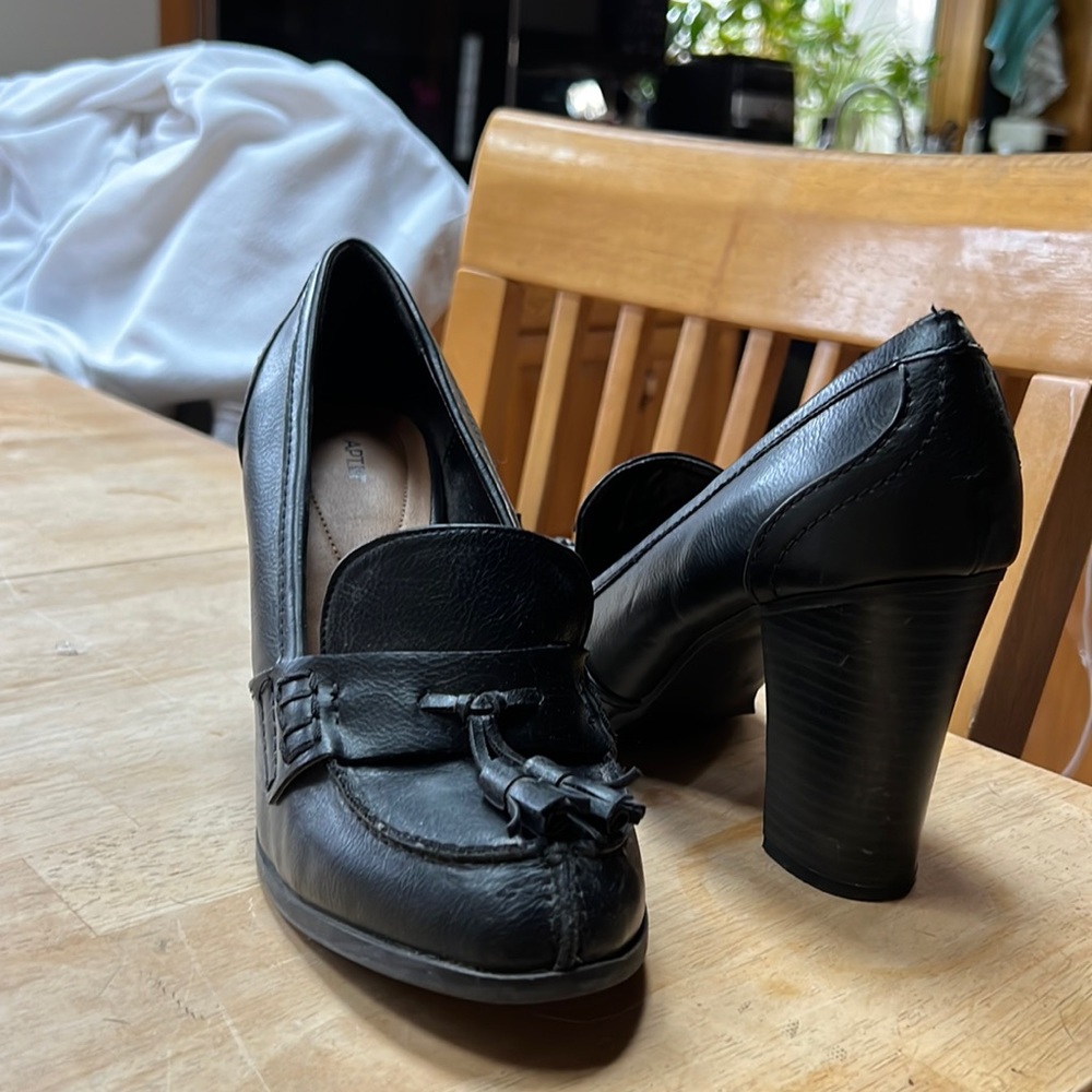 Apt. 9 Heels